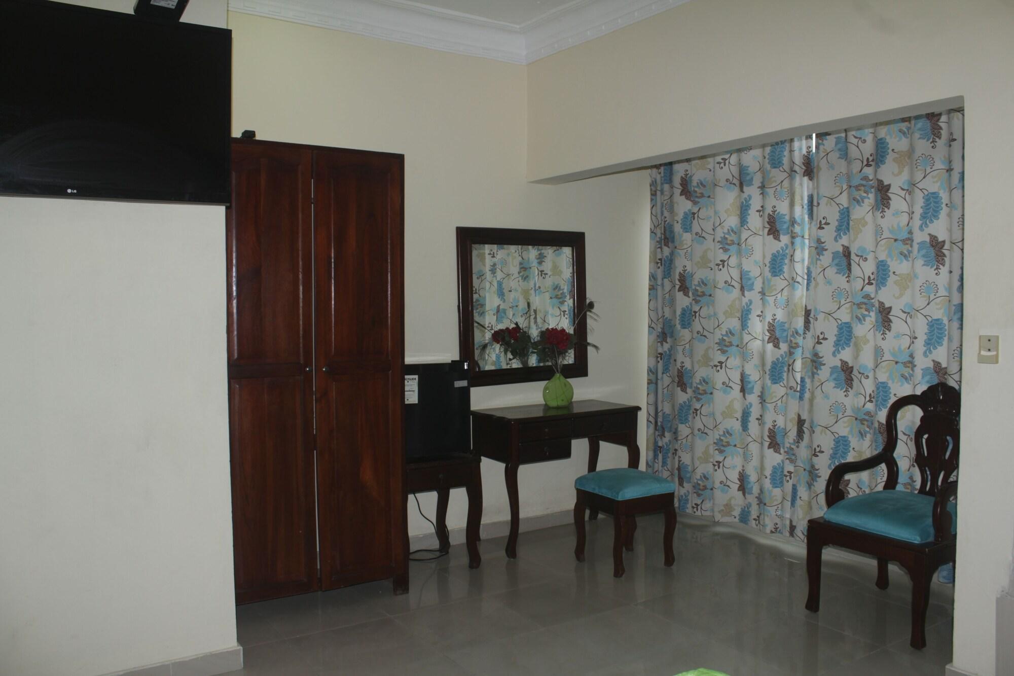 Hotel Luis V Santo Domingo Kültér fotó