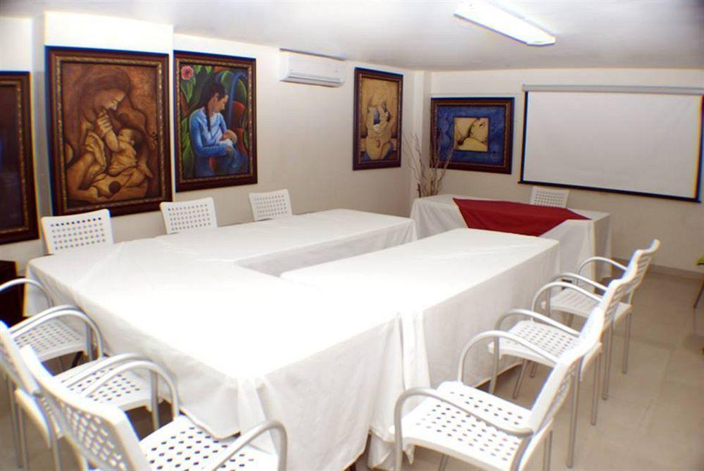 Hotel Luis V Santo Domingo Kültér fotó