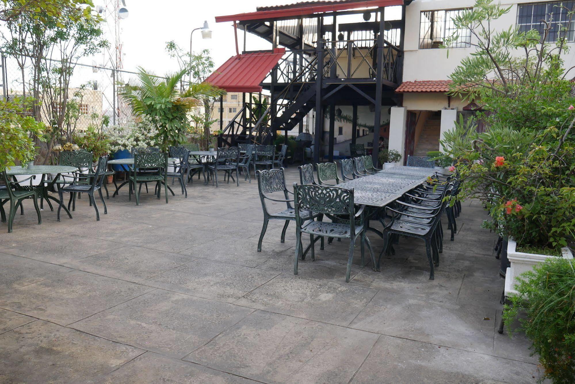 Hotel Luis V Santo Domingo Kültér fotó